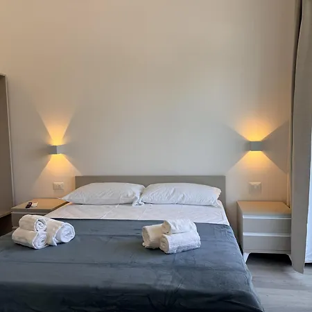 Acqua Marina - Nuovissimo Con Angolo Ristoro ゲストハウス グラード
