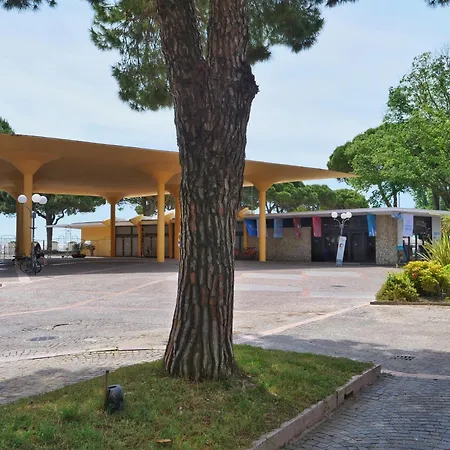 Acqua Marina - Nuovissimo Con Angolo Ristoro グラード
